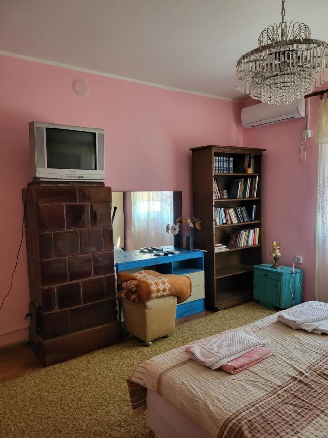 Kaza Apartment คลาโดโว ภายนอก รูปภาพ