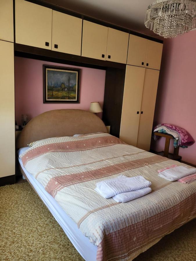 Kaza Apartment คลาโดโว ภายนอก รูปภาพ