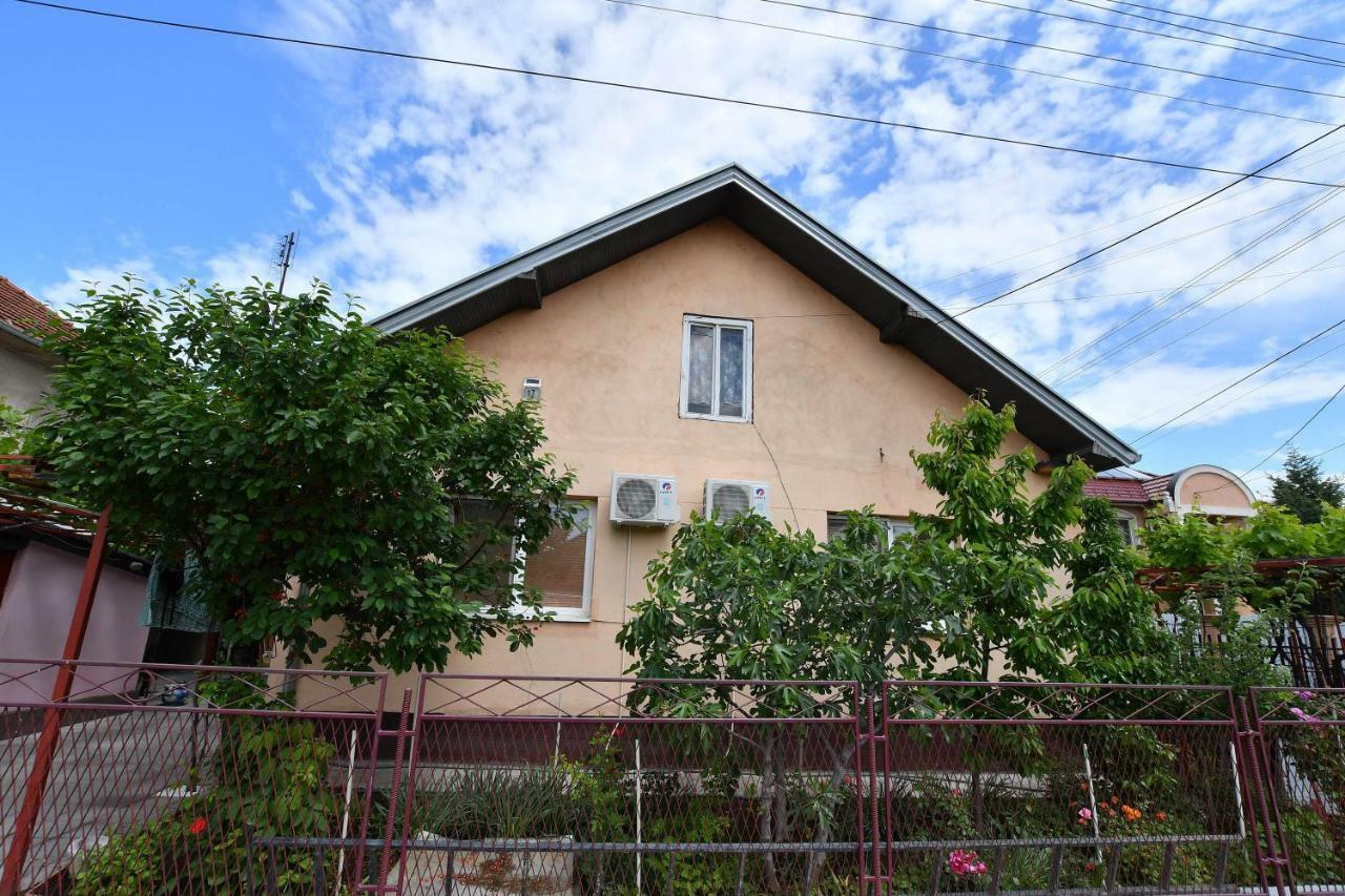Kaza Apartment คลาโดโว ภายนอก รูปภาพ