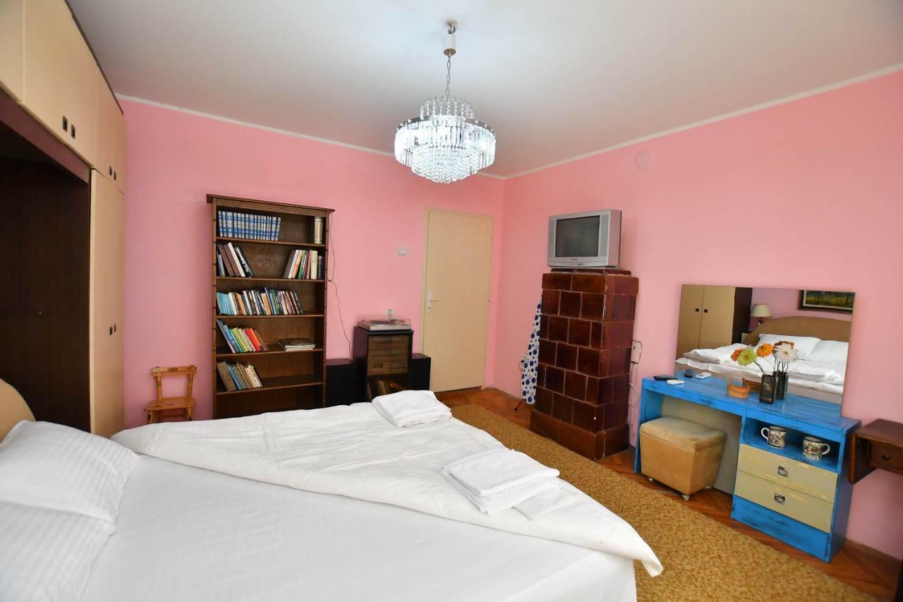 Kaza Apartment คลาโดโว ภายนอก รูปภาพ